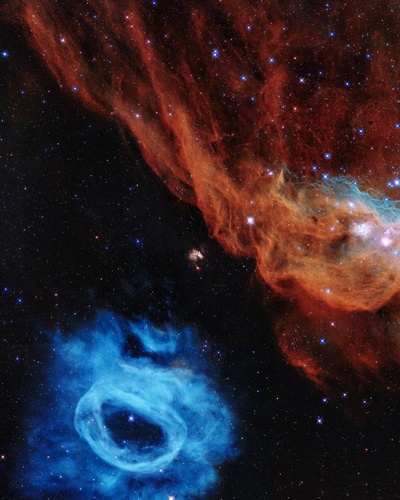 NASA的的INS图片-(2020-04-25 01:26:40)✨A cosmic coral reef to honor 30 years of @nasahubble✨⁣
⁣
Today marks 30 years of observation and discovery for the most prolific space observatory in history! When the Hubble space telescope was deployed into Earth’s orbit, it opened a new eye onto the cosmos that has transformed our understanding of the universe. Its list of accomplishments is like its cosmic gaze — vast and impressive. Since its deployment Hubble has:⁣
⁣
✨ Produced 1.4 million observations⁣
⁣
✨ Measured the expansion and acceleration rate of the universe⁣
⁣
✨ Found that black holes are common among galaxies⁣
⁣
✨ Characterized the atmospheres of planets around other stars⁣
⁣
✨ And looked back in time across 97% of the universe to chronicle the birth and evolution of stars and galaxies⁣
⁣
#HappyBirthdayHubble! Here’s to the past 30 years, and many more to come!⁣
⁣
Credit: NASA/ESA/STScI⁣
⁣
#Hubble30 #telescope #space #hubble #universe #galaxy #nasa