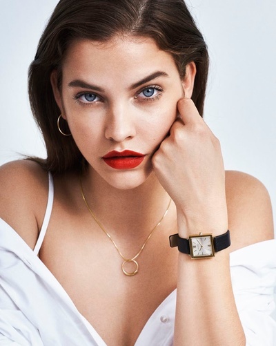 匈牙利维密模特Barbara Palvin的的INS图片