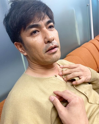 户田惠梨香的的INS图片-(2019-12-23 18:14:49)お父ちゃん