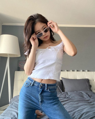 Black Pink成员JENNIE的的INS图片