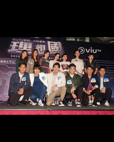 杨偲泳的的INS图片
