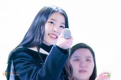 IU 李知恩高清图片的写真