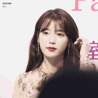 IU 李知恩动图的写真