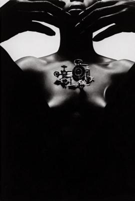 其他.Guy Bourdin 摄影作品Guy Bourdin Jewellery的摄影作品