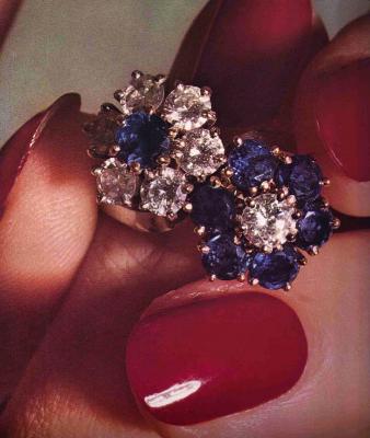 其他.Guy Bourdin 摄影作品Guy Bourdin Jewellery的摄影作品