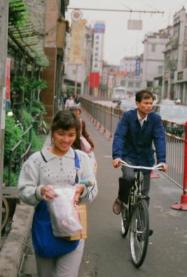 其他.中国70-80年代人文纪实摄影图集［940］Guangzhou 1989的摄影作品