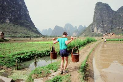 其他.中国70-80年代人文纪实摄影图集［940］Guilin, etc. 1989的摄影作品