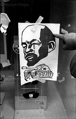 其他.约瑟夫·寇德卡（Josef Koudelka)451寇德卡Prague, 1968的摄影作品