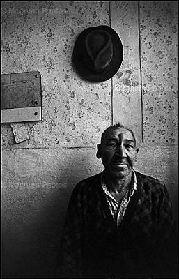 其他.约瑟夫·寇德卡（Josef Koudelka)451寇德卡·Gypsies的摄影作品