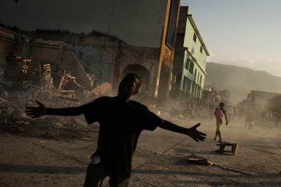 其他.Moises Saman 战争摄影师 摄影电子图片素材Haiti after the Earthquake的摄影作品