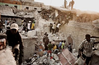 其他.Moises Saman 战争摄影师 摄影电子图片素材Haiti after the Earthquake的摄影作品
