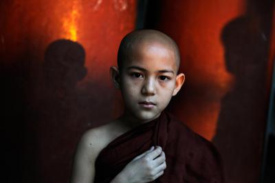其他.史蒂夫·麦凯瑞SteveMcCurry下集Shwedagon Pagoda 15的摄影作品