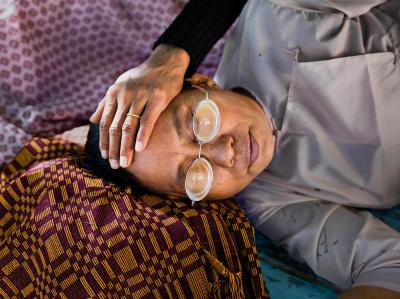 其他.史蒂夫·麦凯瑞SteveMcCurry下集Sleep 174的摄影作品