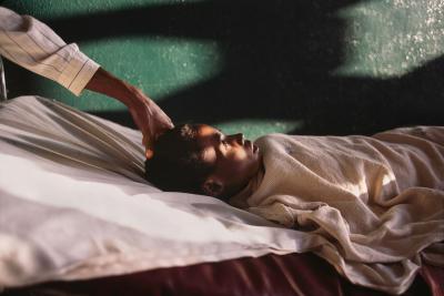 其他.史蒂夫·麦凯瑞SteveMcCurry上集Silent Language of Hands 26的摄影作品