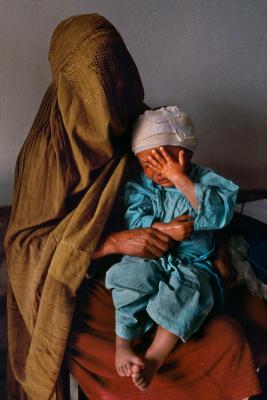 其他.史蒂夫·麦凯瑞SteveMcCurry上集Simple Act of Waiting 15的摄影作品