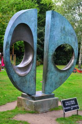 其他.M096【英国】芭芭拉·赫普沃斯（Barbara Hepworth）雕塑、绘画（up17.08）的摄影作品