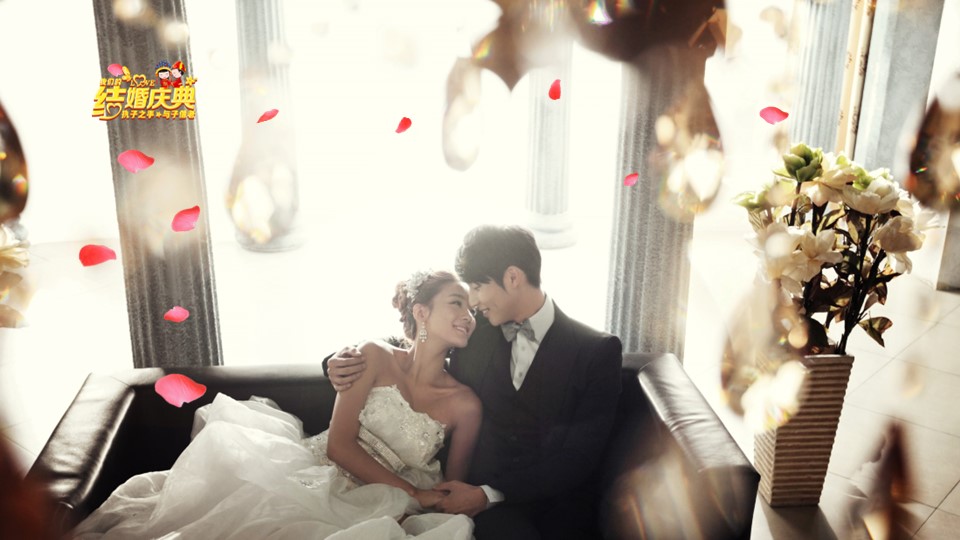 商务.婚庆生活婚礼开场视频片头电子请柬中式ppt模版——图文的PPT模板-8/19