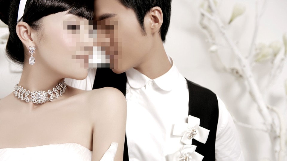 商务.婚庆生活婚纱照片——图文的PPT模板-1/15