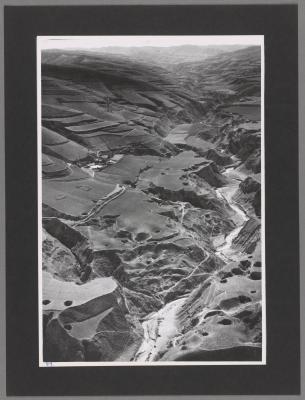 其他.A492-鸟瞰中国.Ground and Aerial Views of China.JPG的摄影作品-鸟瞰中国.Ground and Aerial Views of China.摄影BY J. P. Koster.约1940年_页面_309