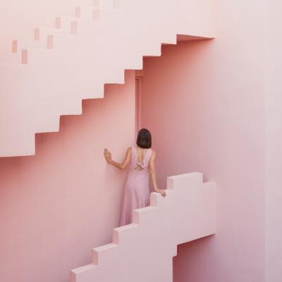 其他.A499-ANNA DEVIS & DANIEL RUEDA.Pink-a-boo series  Anna Devís and Daniel Rueda的摄影作品-12_1696054626592
