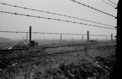 其他.哈苏大师获奖作品集.2008.Bronek Kozka 布罗内科兹卡.个人项目.重访奥斯维辛的摄影作品-1_1