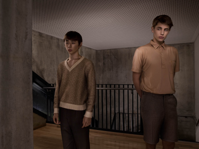 其他.哈苏大师获奖作品集.2008.Julia Fullerton-Batten 朱莉娅·富勒顿-巴顿.个人项目.美术.AWKWARD,_2011的摄影作品-摄影大师作品集 2