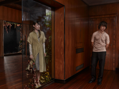 其他.哈苏大师获奖作品集.2008.Julia Fullerton-Batten 朱莉娅·富勒顿-巴顿.个人项目.美术.AWKWARD,_2011的摄影作品-摄影大师作品集 13