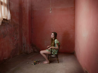 其他.哈苏大师获奖作品集.2008.Julia Fullerton-Batten 朱莉娅·富勒顿-巴顿.个人项目.美术.FERAL_CHILDREN,_2015的摄影作品-13900001037