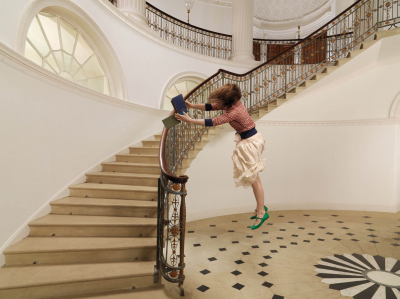 其他.哈苏大师获奖作品集.2008.Julia Fullerton-Batten 朱莉娅·富勒顿-巴顿.个人项目.美术.IN_BETWEEN,_2009_2010的摄影作品-14700000969
