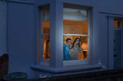 其他.哈苏大师获奖作品集.2008.Julia Fullerton-Batten 朱莉娅·富勒顿-巴顿.个人项目.美术.LOOKING OUT FROM WITHIN, 2020的摄影作品-13500002099