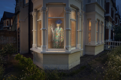 其他.哈苏大师获奖作品集.2008.Julia Fullerton-Batten 朱莉娅·富勒顿-巴顿.个人项目.美术.LOOKING OUT FROM WITHIN, 2020的摄影作品-13500002107