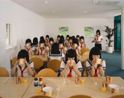 其他.哈苏大师获奖作品集.2008.Julia Fullerton-Batten 朱莉娅·富勒顿-巴顿.个人项目.美术.SCHOOL_PLAY,_2007的摄影作品-摄影大师作品集 8