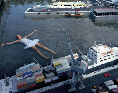 其他.哈苏大师获奖作品集.2008.Julia Fullerton-Batten 朱莉娅·富勒顿-巴顿.个人项目.美术.TEENAGE_STORIES,_2005的摄影作品-14900001314