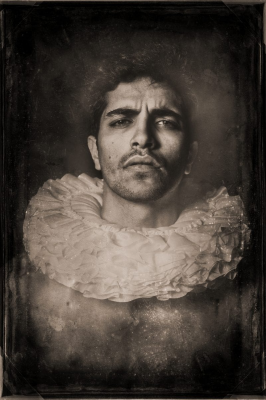 其他.哈苏大师获奖作品集.2010.João Carlos.个人项目.时尚与美容.男青年衣领画像的摄影作品-mg_6957_edit_edit-800x1200