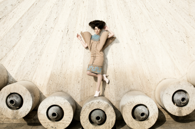 其他.哈苏大师获奖作品集.2010.Mark Holthusen.个人项目.个人工作.石榴的颜色的摄影作品-yerevan+fashion14998