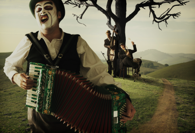 其他.哈苏大师获奖作品集.2010.Mark Holthusen.个人项目.肖像.Musician的摄影作品-Mountian+Top2