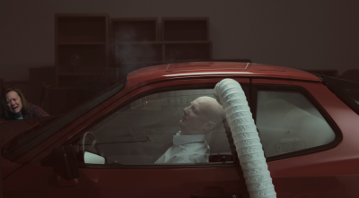 其他.哈苏大师获奖作品集.2010.Mark Holthusen.个人项目.肖像.激情犯罪的摄影作品-car3