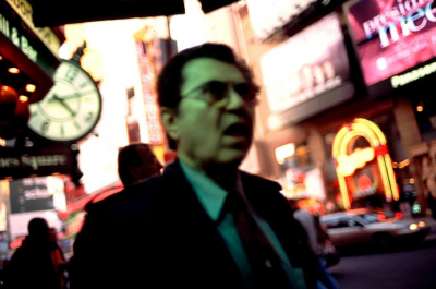 其他.哈苏大师获奖作品集.2010.Nina Berman.个人项目.时代广场的摄影作品-xx_large
