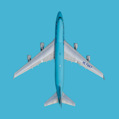 其他.哈苏大师获奖作品集.2010.Stephan Zirwes.个人项目.Aircrafts_2019的摄影作品-heli46-coreancargoB1210530
