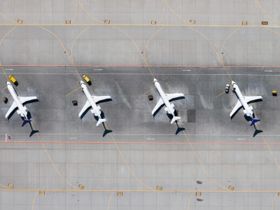 其他.哈苏大师获奖作品集.Stephan Zirwes.个人项目.Airfields_2010的摄影作品-web-16lufthansa3868