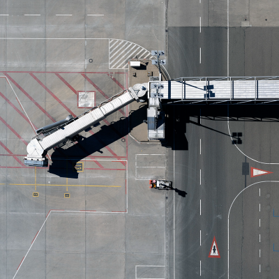 其他.哈苏大师获奖作品集.2010.Stephan Zirwes.个人项目.Airports_2020的摄影作品-flughafen-stuttgart_E2_80_93corona_Sony_E2_80_93A7RIV_ZIR2339b