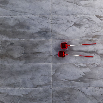 其他.哈苏大师获奖作品集.2010.Stephan Zirwes.个人项目.Out_of_order_I_2019的摄影作品-csm_09-200326-empty-schrubber_0948_357287496d