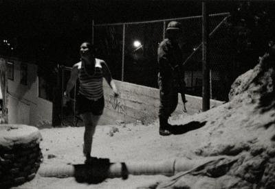 其他.哈苏大师获奖作品集.2012.Jon Lowenstein 乔恩·洛文斯坦.JUAREZ — jon LOWENSTEIN的摄影作品-摄影大师作品集 17