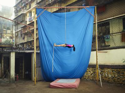 其他.哈苏大师获奖作品集.2012.Ken Hermann.个人项目.MALLAKHAMB的摄影作品-Day255465