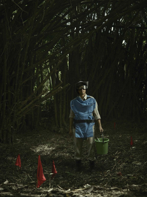 其他.哈苏大师获奖作品集.2012.Ken Hermann.个人项目.战争遗留物的摄影作品-HaVanTuan