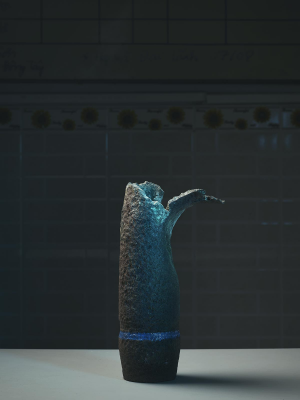 其他.哈苏大师获奖作品集.2012.Ken Hermann.个人项目.战争遗留物的摄影作品-105MMWhitePhosphorus