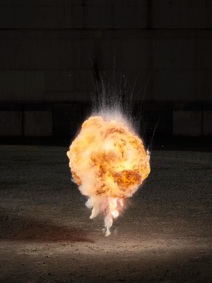 其他.哈苏大师获奖作品集.2012.Ken Hermann.个人项目.爆炸的摄影作品-CF001382