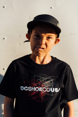 其他.哈苏大师获奖作品集.2014.CHRIS STRALEY.直流鞋2的摄影作品-Straley_DCSHOESKIDS_6699