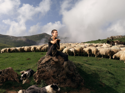 其他.哈苏大师获奖作品集.2014.Roman Jehanno.个人项目.Savoir-Faire-Project的摄影作品-066_2020+06+28+-+0373+-++Mai_CC_88na+Chassevent