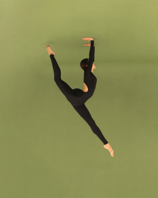 其他.哈苏大师获奖作品集.2018.Kamilla Hanapova.个人项目.Kamilla_Hanapova_-_Campaign_for_sport_brand的摄影作品-27b99f2e-cca9-4b10-a05e-d006215b7604_rw_1920